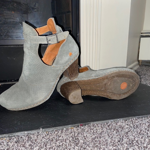 Womens US 6 ART Bye Bye Suela heel suede shoes - Picture 1 of 4